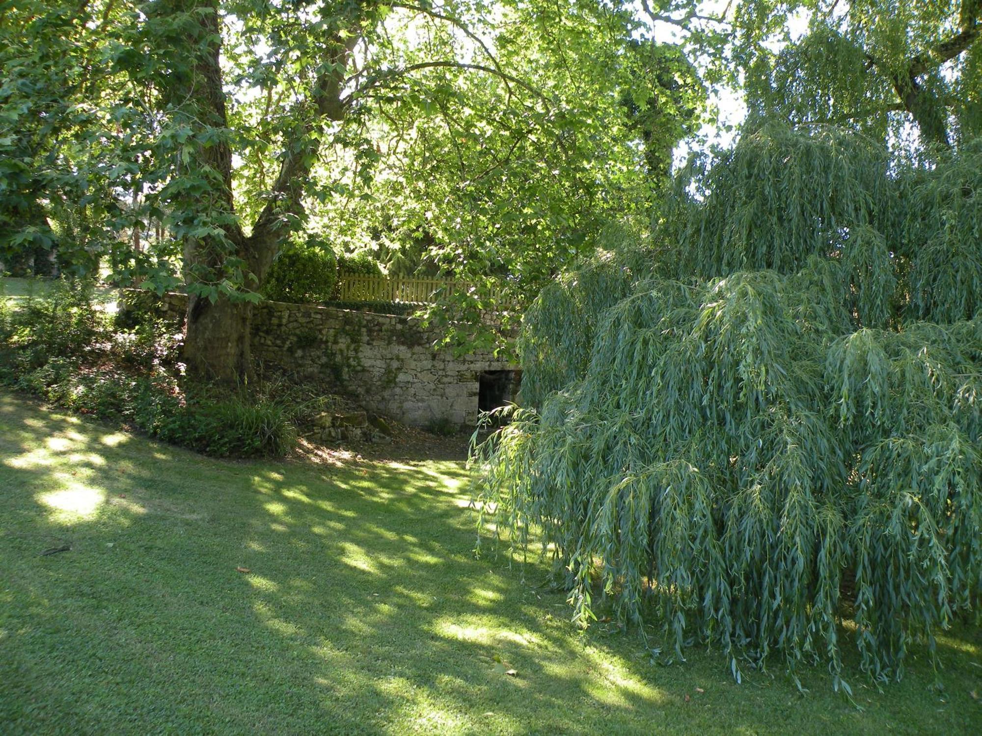 Moulin De Rioupassat Chambres D'Hotes De Charme Rauzan Екстериор снимка