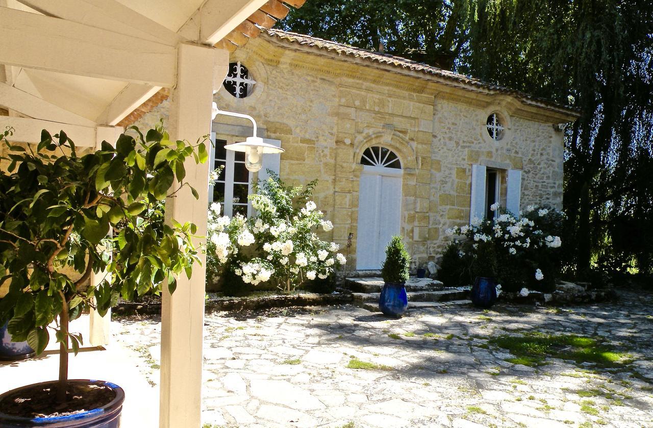 Moulin De Rioupassat Chambres D'Hotes De Charme Rauzan Екстериор снимка