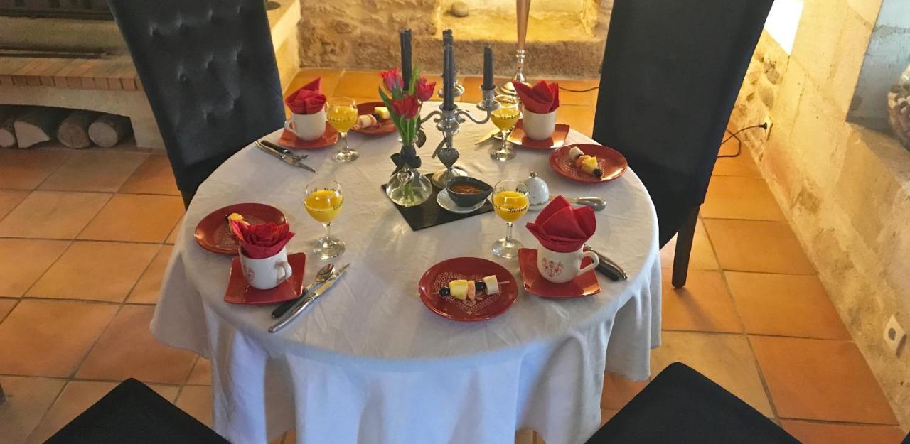 Moulin De Rioupassat Chambres D'Hotes De Charme Rauzan Екстериор снимка